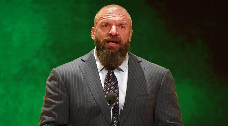 WWE: Triple H ha spinto per il ritorno di Samoa Joe Triple-H-3-800x445