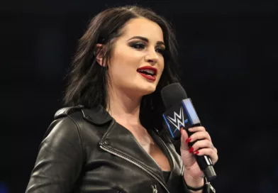 WWE: Paige avrà problemi per aver elogiato una star della AEW?