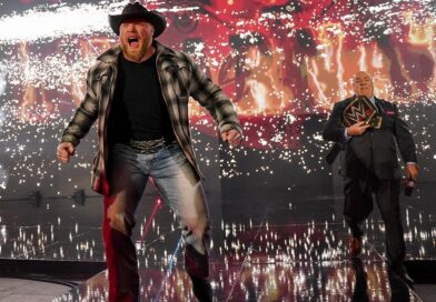WWE: Brock Lesnar protagonista del poster di Elimination Chamber 2022 *FOTO*