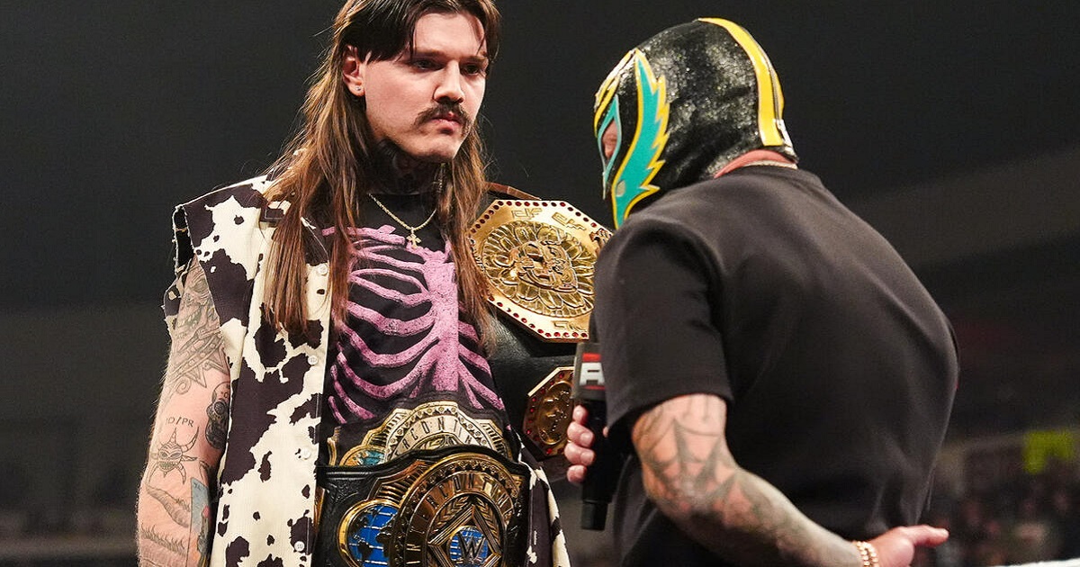 Rey Mysterio Dominik Mysterio