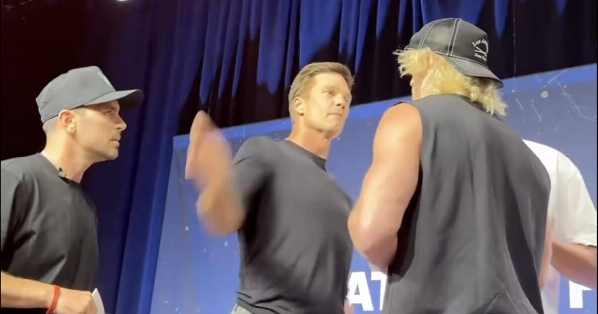 Tom Brady Logan Paul